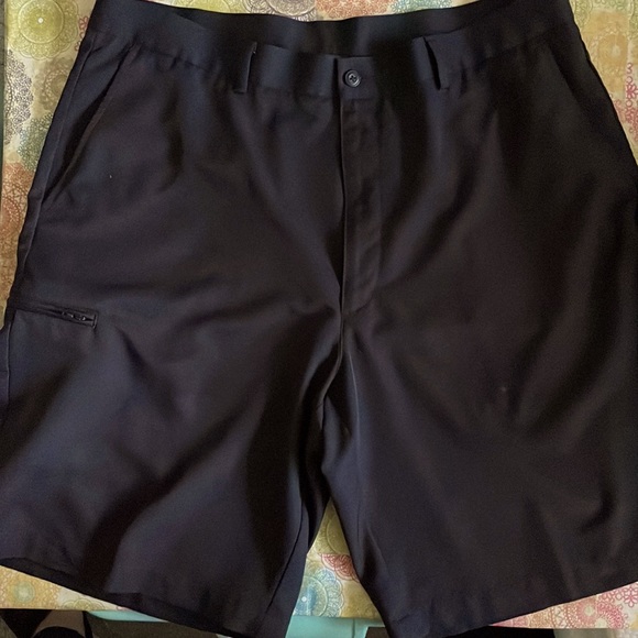 Grand Slam Performance Men’s Golf Shorts - Picture 2 of 7